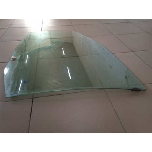 Стекло двери передней левое Fiat Scudo 2004-2006 1461968080 